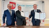 Siemiatycze. Powiat podpisał umowę partnerską z ukraińskim samorządem z Czerwonogrodu