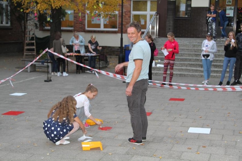 Festiwal 100 inspiracji, czyli wieczór otwartych drzwi i umysłów w Szkole Podstawowej nr 2 w Wolsztynie