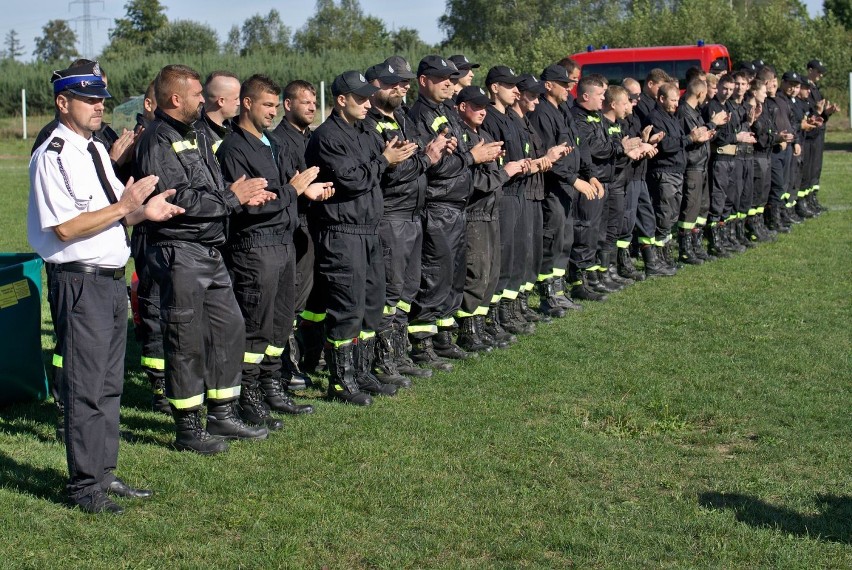 Borzęcin. Gminne Zawody Sportowo-Pożarnicze jednostek Ochotniczych Straży Pożarnych [ZDJĘCIA]