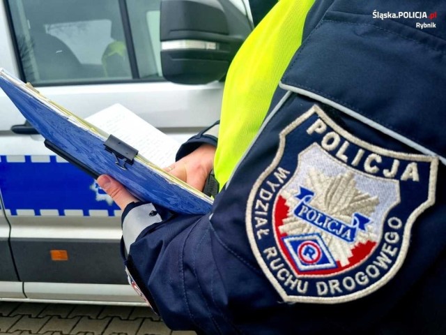 Policjant z Rybnika po służbie złapał pijaną 38-latkę kierującą fordem