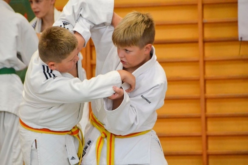 W imprezie udział wzięło ponad 180 młodych judoków.