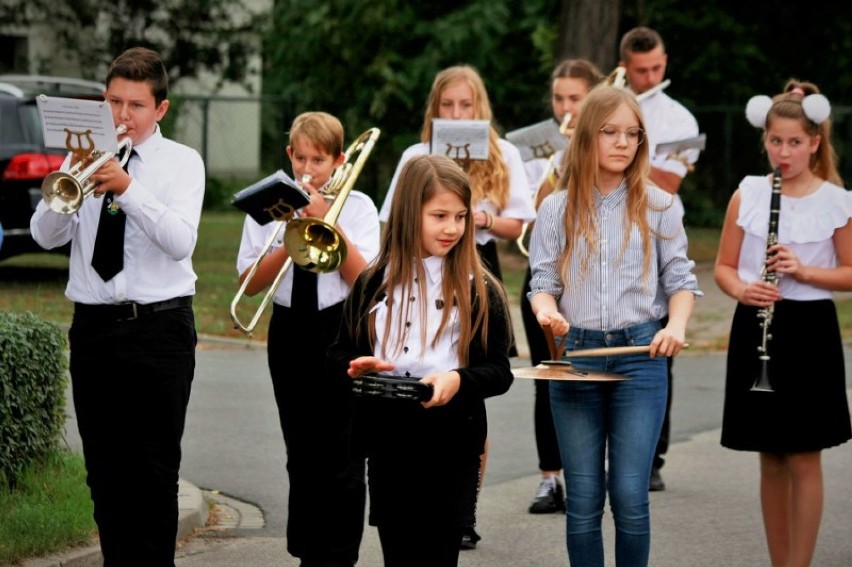  W Rychwale odbyła  się XVI  Impresja  Muzyczna  .Powiatowy Piknik Orkiestr .