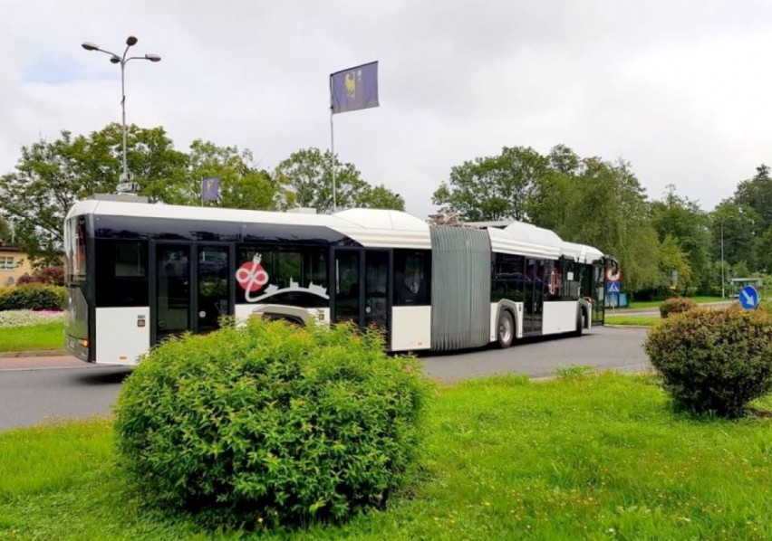 Czechowice-Dziedzice: pierwsze w Polsce testy elektrycznego autobusu przegubowego [ZDJĘCIA]