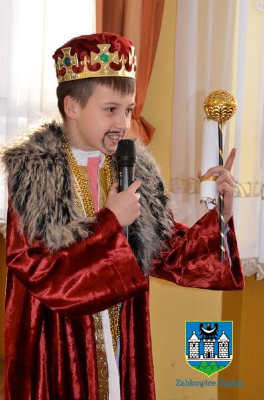 Dzieci ze szkoły podstawowej w Zwróconej wystawiły Jasełka w świetlicy wiejskiej w Brodziszowie