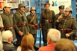 Stary Rynek: W centrum Poznania pojawili się pruscy żołnierze [ZDJĘCIA]