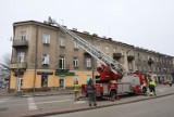 Pożar w kamienicy na rogu ulic Wernera i Malczewskiego w Radomiu. Ruch na skrzyżowaniu był sparaliżowany. Zobacz zdjęcia