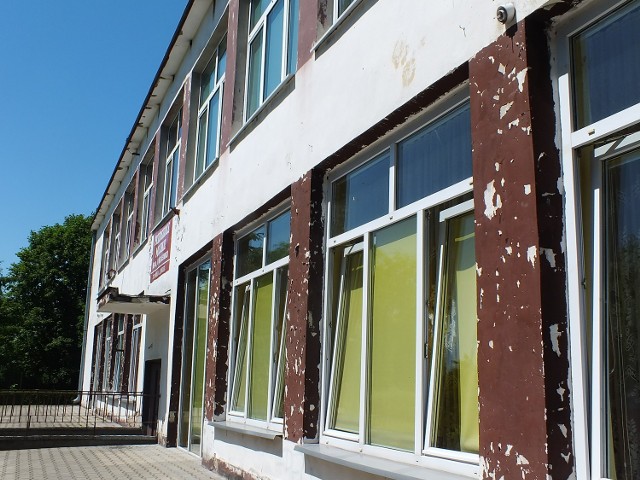 Uroczyste podpisanie umowy na terenie Przedszkola Miejskiego nr 4 w Kraśniku.