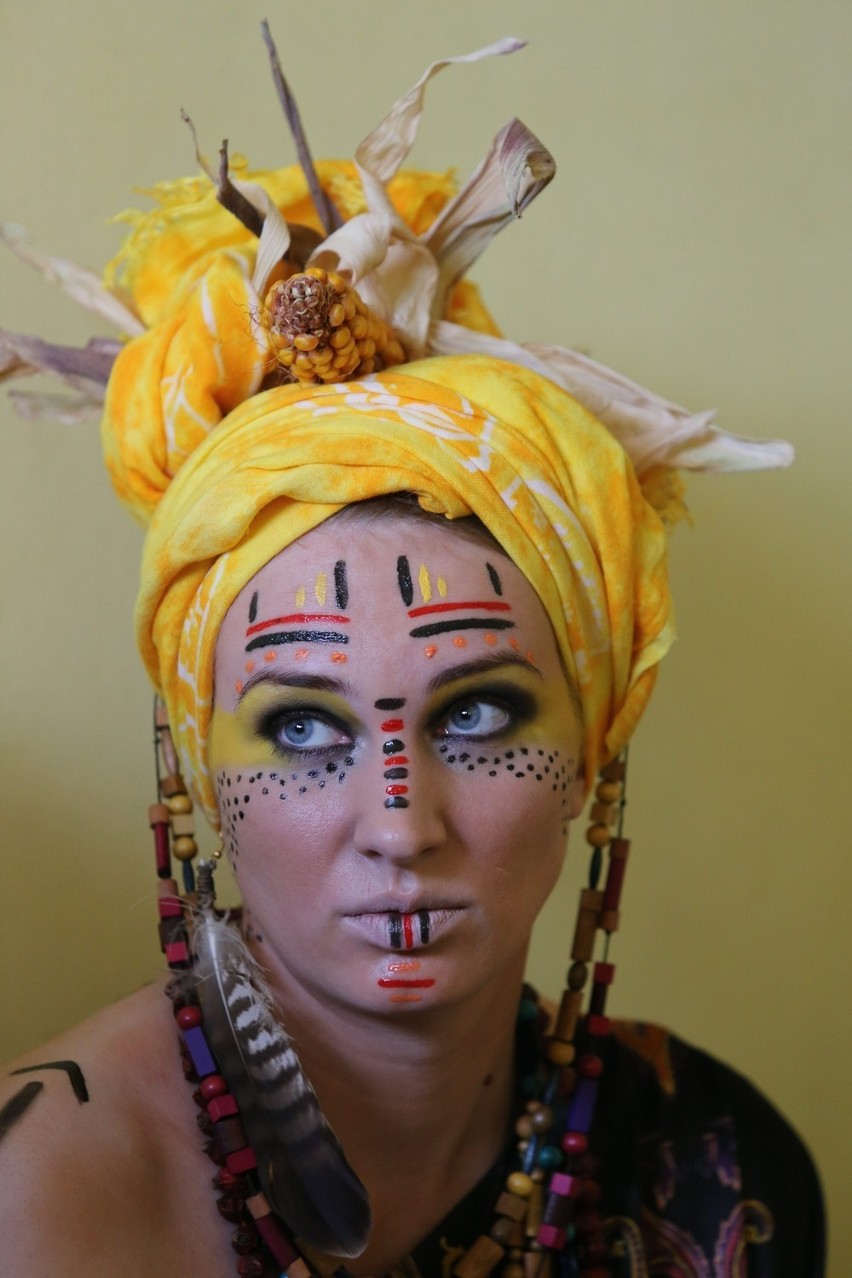 Bytom : Makijaże w stylu kultur świata. II Regionalne Mistrzostwa Makijażu i Charakteryzacji