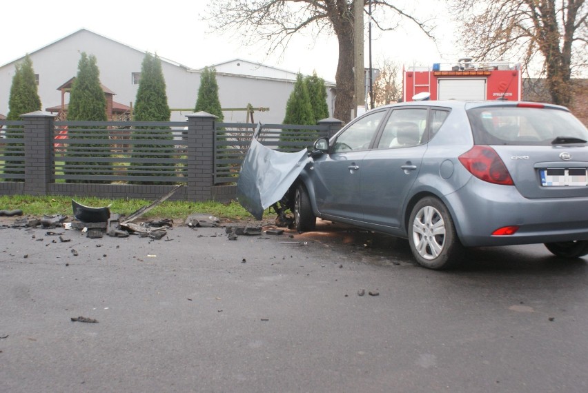 Wypadek w Czajkowie pod Kaliszem. Ciężko ranny 14-latek [FOTO]