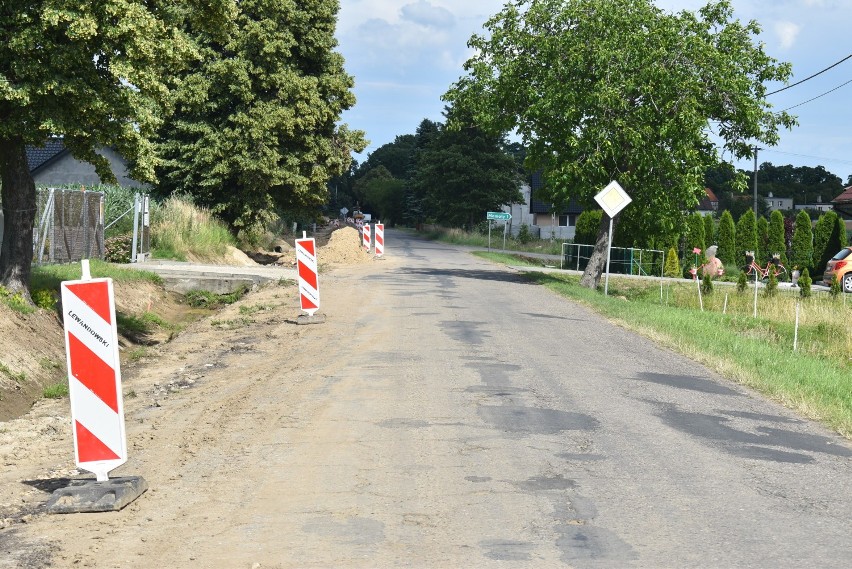 Przebudowa drogi powiatowej w Czerminie już trwa