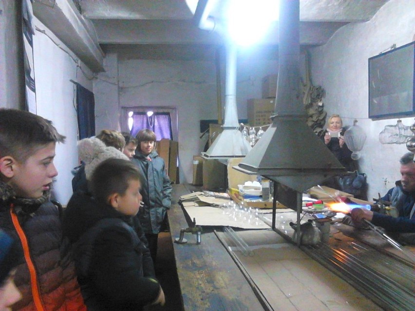 Grzegorzew: Wycieczka do fabryki bombek