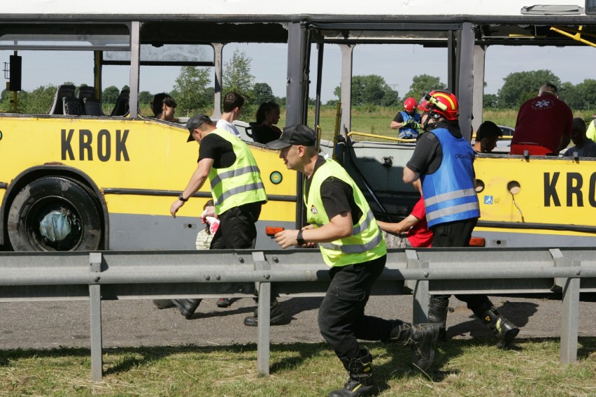 Ćwiczenia służb ratowniczych na trasie S3 2 okolicy Gorzowa...