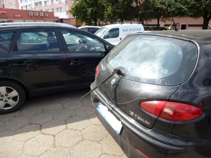 Osiedle Piastowskie: Kilkadziesiąt zdewastowanych aut