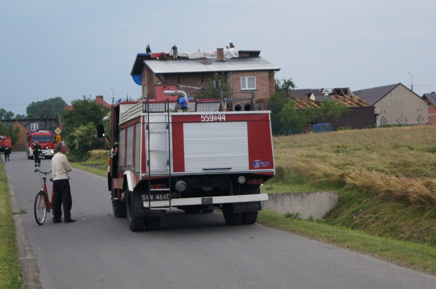 W Białej Rządowej wiatr zrywał dachy. Nawałnica przeszła też nad Gminą Galewice