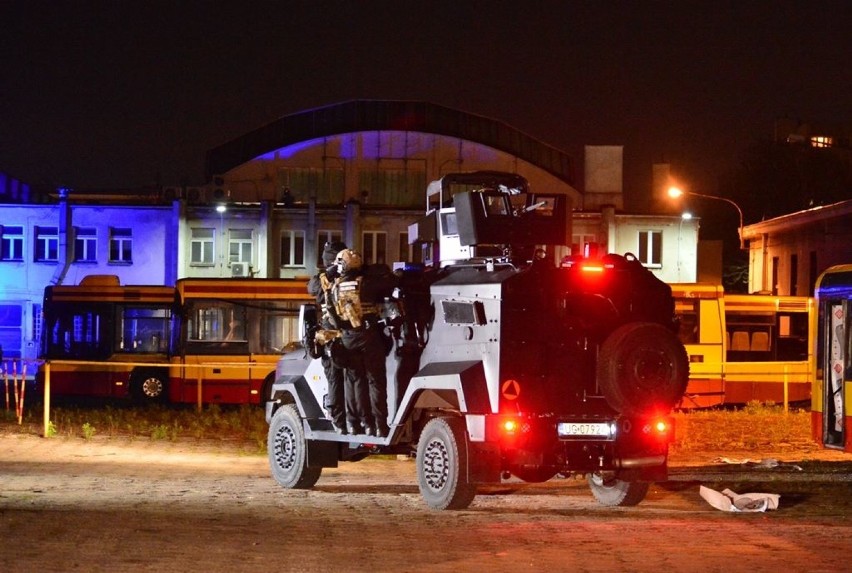 Nocna akcja Żandarmerii Wojskowej w Metrze Wilanowska i...