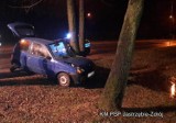 Wypadek w Jastrzębiu: w nocy 4 grudnia kobieta prowadząca seicento uderzyła w drzewo. Jest poważnie ranna [ZDJĘCIA]