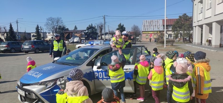Policjanci z kwidzyńskiej drogówki spotkali się z dziećmi w...