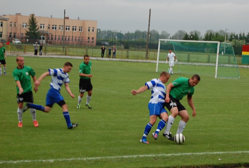 W meczu na szczycie V ligi Żuławy przegrały u siebie z Olimpią Sztum 0:1 (0:0)