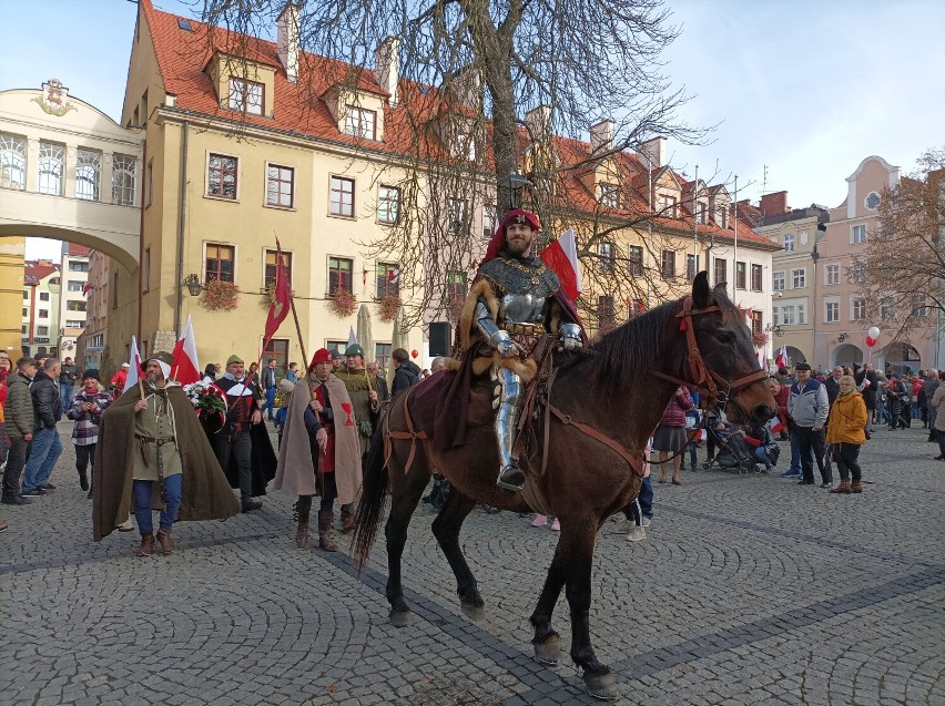 Na placu Ratuszowym było dzisiaj (11.11 2022) bardzo...