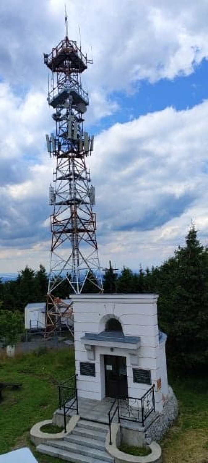 Wieża widokowa na Wielkiej Sowie tydzień po otwarciu
