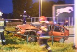 Wypadek w Katowicach. Samochód spadł z wiaduktu na Al. Roździeńskiego [ZDJĘCIA]