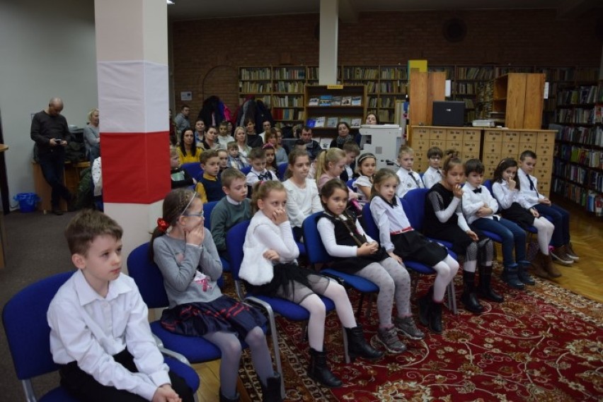 Pruszcz Gdański: Pierwszy dzień zmagań konkursowych dzieci w Konkursie Pięknego Czytania [ZDJĘCIA, WIDEO]