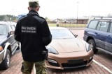 Terespol: skradzione w Rosji luksusowe porsche zatrzymane na granicy. Za kierownicą Białorusin