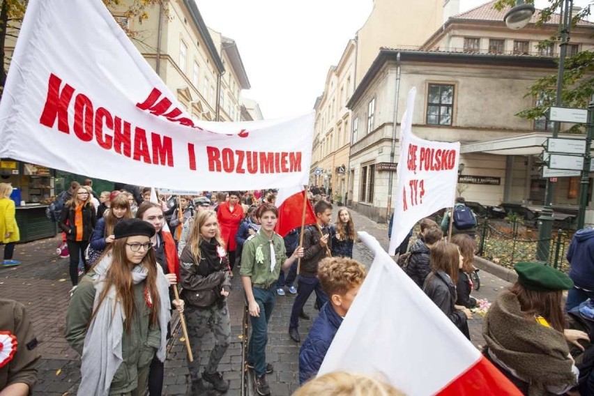 Tysiące uczniów zjechało do Krakowa [ZDJĘCIA]