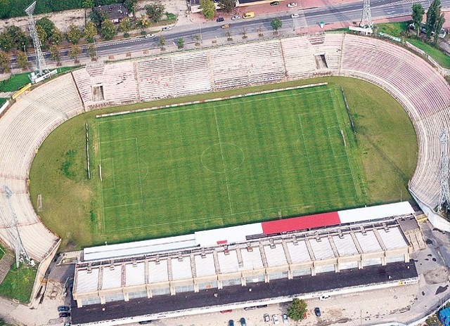 Stadion przy al. Unii wymaga natychmiastowej kosmetyki, bo ŁKS nie dostanie licencji