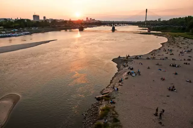 Dzisiaj plaża, jutro kładka i baseny na rzece