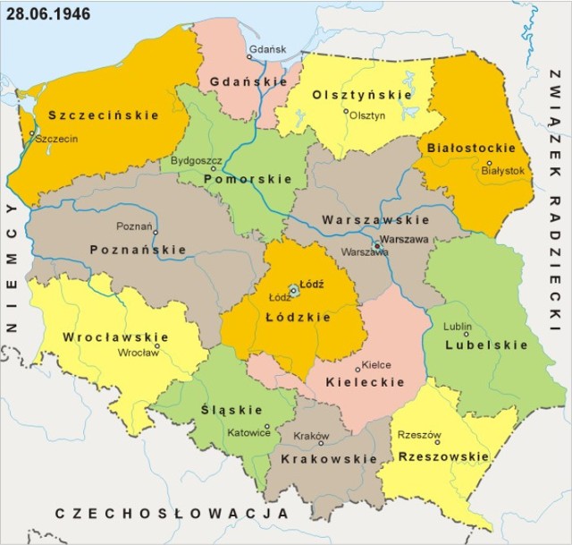 Pierwszym aktem prawnym, który dotyczył nowego podziału administracyjnego był dekret Polskiego Komitetu Wyzwolenia Narodowego z 1944 r. „O trybie powołania władz administracji I i II instancji”. Na jego podstawie uchylono podział administracyjny, który został wprowadzony w czasie II wolny światowej przez władze okupacyjne. W praktyce oznaczało to, że przywrócono podział sprzed 1939 r. 

Powojenne granice naszego kraju zostały ustalone na konferencjach Wielkiej Trójki, które odbywały się bez udziału Polaków. 
Na pierwszej z nich – w Teheranie (1943) – ustalono, że granice nowego państwa polskiego będą przesunięte: na wschodzie do tzw. linii Curzona, a na zachodzie do linii rzeki Odry. 
Nowy kształt Polski został potwierdzony w Jałcie w 1945 r. przez przywódców trzech mocarstw – USA, ZSRR i Wielkiej Brytanii. 
Po zakończeniu II wojny światowej odbyło się trzecie spotkanie Wielkiej Trójki, tym razem w Poczdamie. Polska otrzymała były obszar Niemiec na wschód od linii Odra-Nysy Łużycka, znaczną część Prus Wschodnich oraz Wolne Miasto Gdańsk. 

Prace nad tymczasowym podziałem kraju na województwa ostatecznie zakończono w 1946 r. Polska podzielona została na 14 województw i dwa miasta wydzielone. 
Były to województwa:
białostockie,gdańskie,kieleckie,krakowskie,lubelskie,łódzkie,olsztyńskie,pomorskie,poznańskie,rzeszowskie,szczecińskie,śląskie z siedzibą w Katowicach,warszawskie,wrocławskie,oraz miasto stołeczne Warszawa,i miasto Łódź.