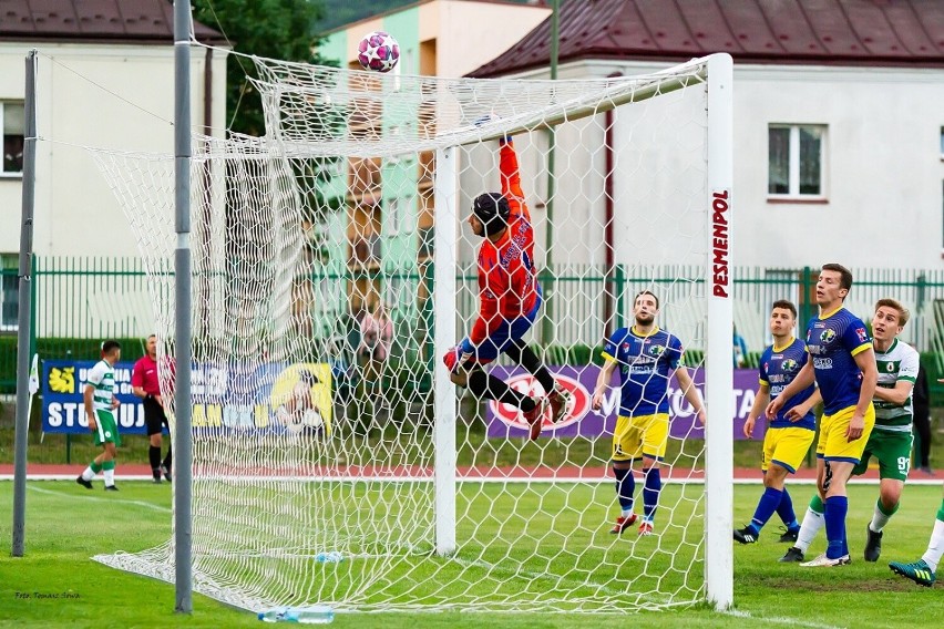 4 liga podkarpacka. Ekoball Stal Sanok zremisował z Izolatorem Boguchwała [ZDJĘCIA]