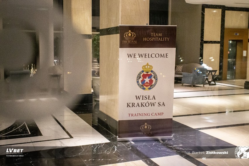 Wisła Kraków już w Belek. Słowacy donoszą, że przychodzi Fazlagić