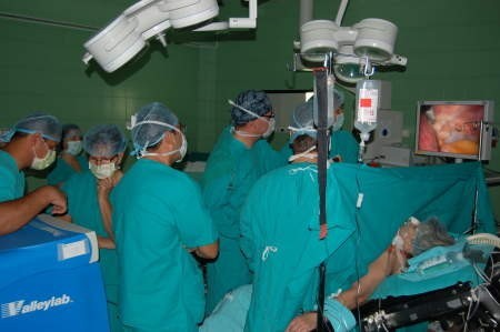 Kościerscy chirurdzy podczas operacji