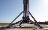 Tak ostatnie lądowanie rakiety Falcon 9 wyglądało z trzech różnych perspektyw