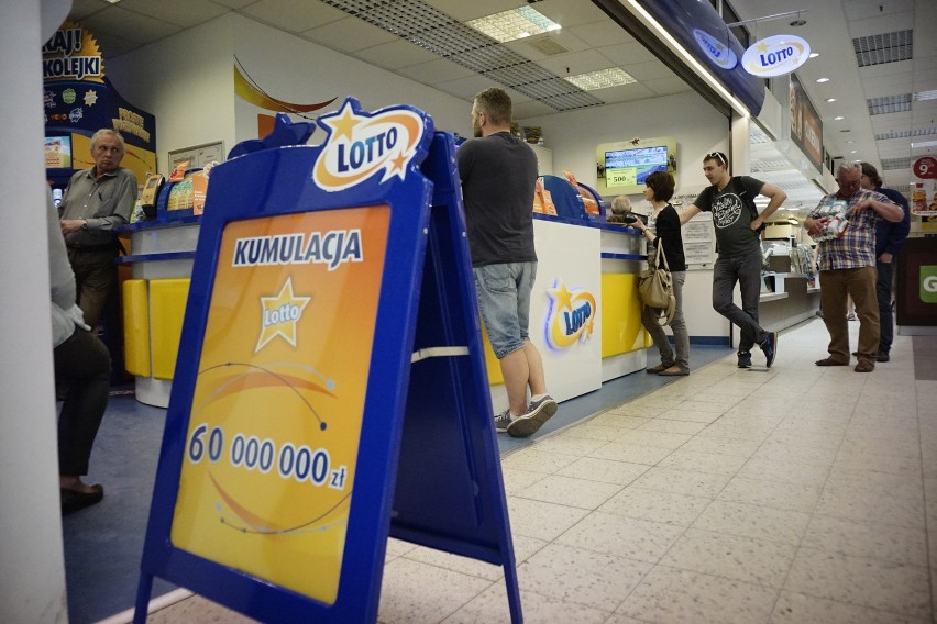 Rekordowa kumulacja 60 milionów złotych. Wyniki Lotto...