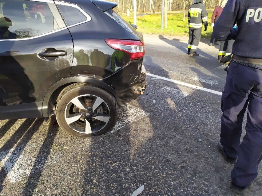 Wypadek w Dąbrowie Górniczej na S1. Zderzenie czterech samochodów, jedna osoba jest ranna [ZDJĘCIA]