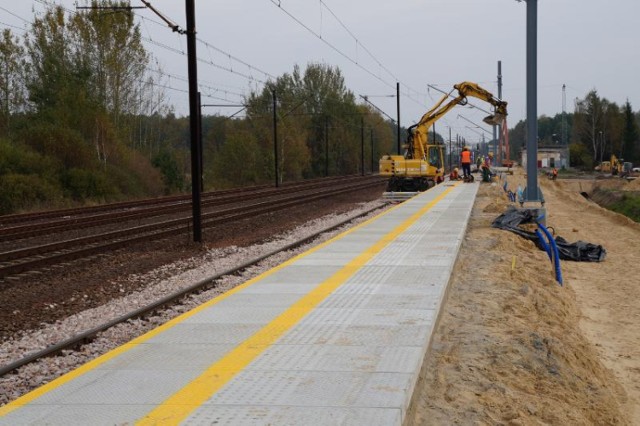 Peron i tunel rosną w oczach