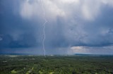 Potężna nawałnica nad Staszowem! Miasto znalazło się pod wodą (NAGRANIE Z DRONA)