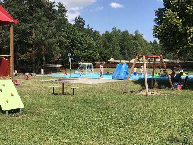 Wielu wybrało się na Krępę oraz basen w Zawierciu-Blanowicach. Basen w Kroczycach napełnia się wodą.
