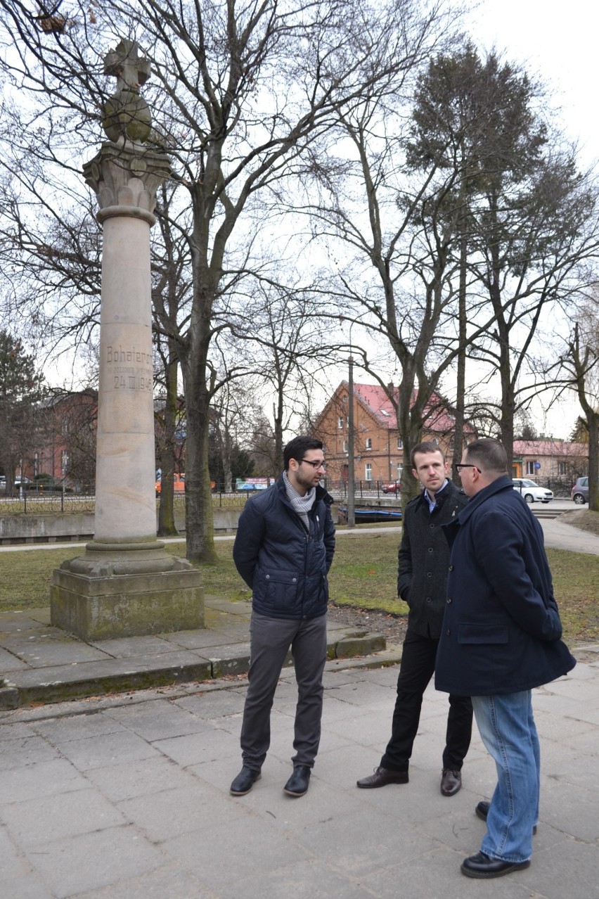 Pruszcz Gdański: Spór o pomnik i obchody 24 marca