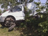 Wypadek w Rgilewie. Ford transit w rowie