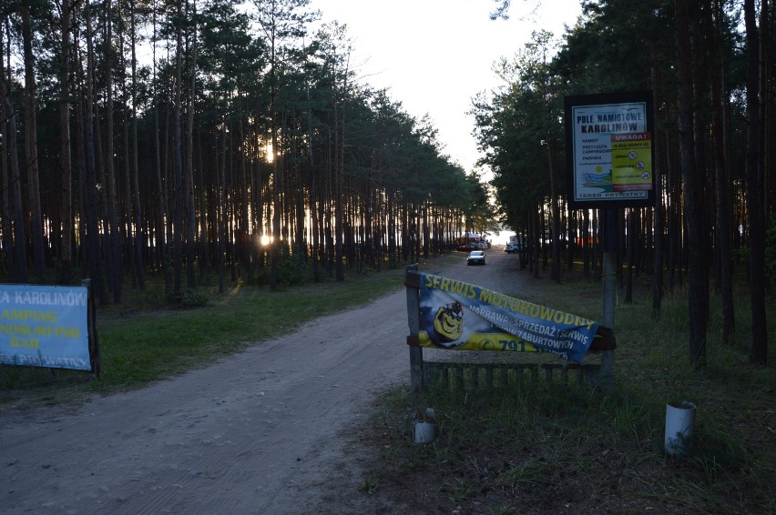 Plaża w Karolinowie nad Zalewem Sulejowskim