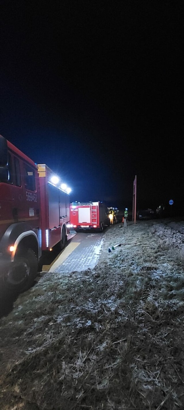 W czwartek, 11 stycznia 2024 roku, na skrzyżowaniu ulic: Szwedzkiej i Poznańskiej w Kościelnej Wsi doszło do zderzenia samochodu osobowego z ciężarowym