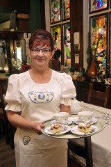 Grażyna Bruniecka, kelnerka z Tawerny Mestwin