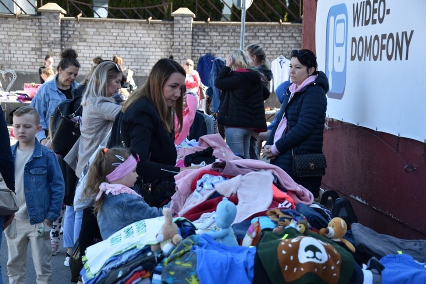 Giełda Mam w Kościerzynie organizowana jest od wielu lat....