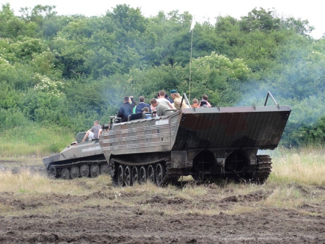 XVI Międzynarodowy Zlot Wojskowych Pojazdów Historycznych w Darłowie trwa od 1 do 7 lipca 2013 roku