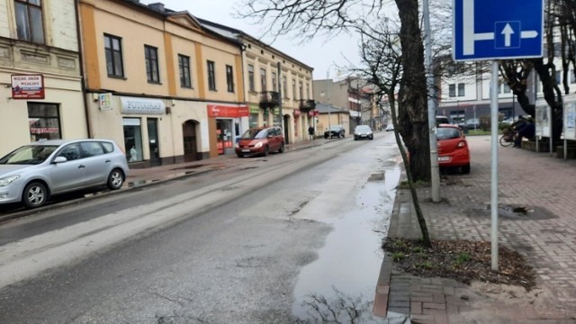 Zgodnie z zapowiedziami, miasto Radomsko ogłosiło drugi przetarg na remont ul. Reymonta w Radomsku
