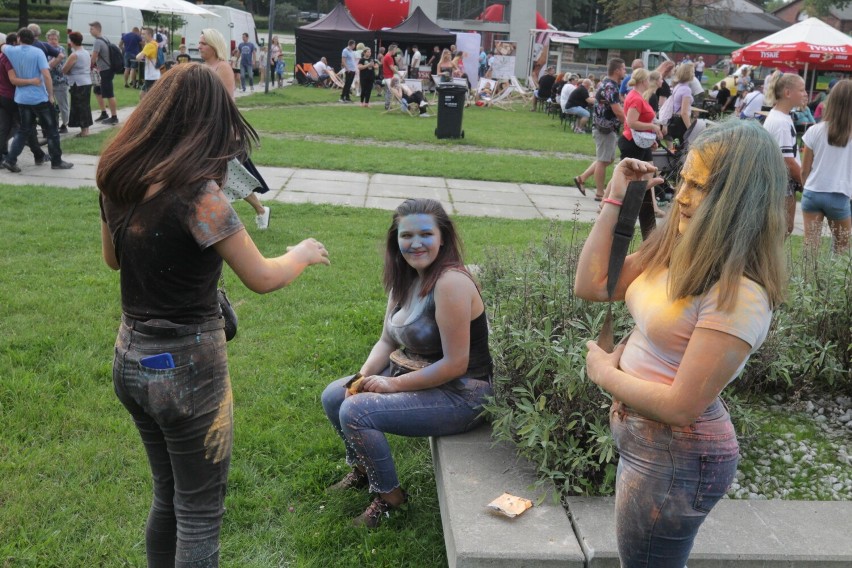 Festiwal Kolorów w Chorzowie przyciągnął tłumy. Jak było? Zobaczcie na ZDJĘCIACH!