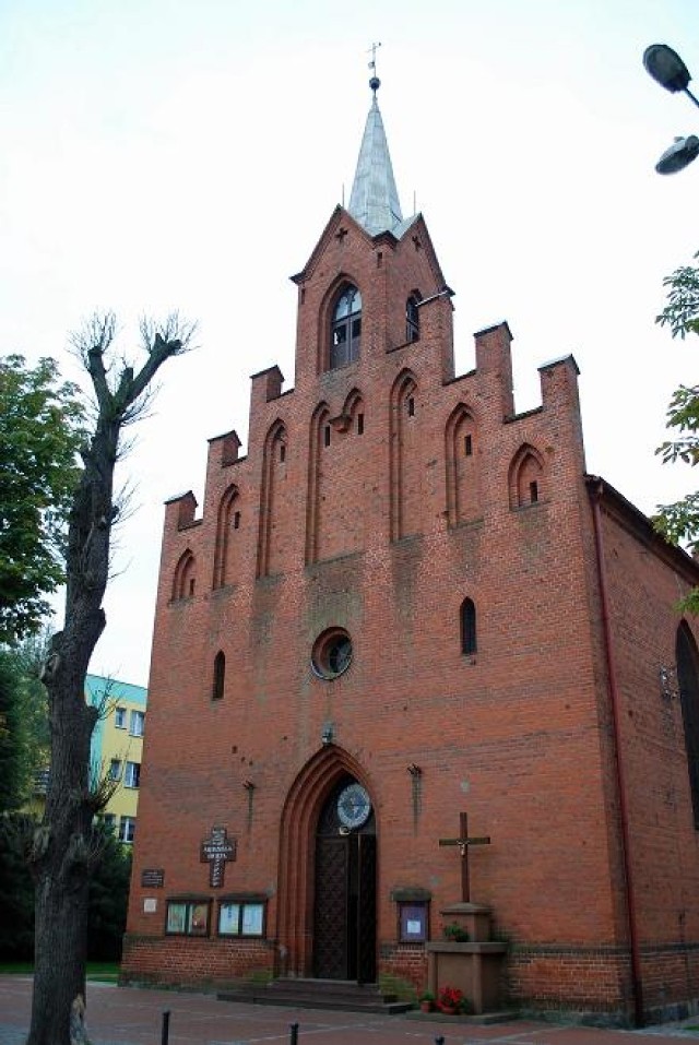 Sprawdź godziny mszy świętych w parafiach na terenie Nowego Dworu Gdańskiego.